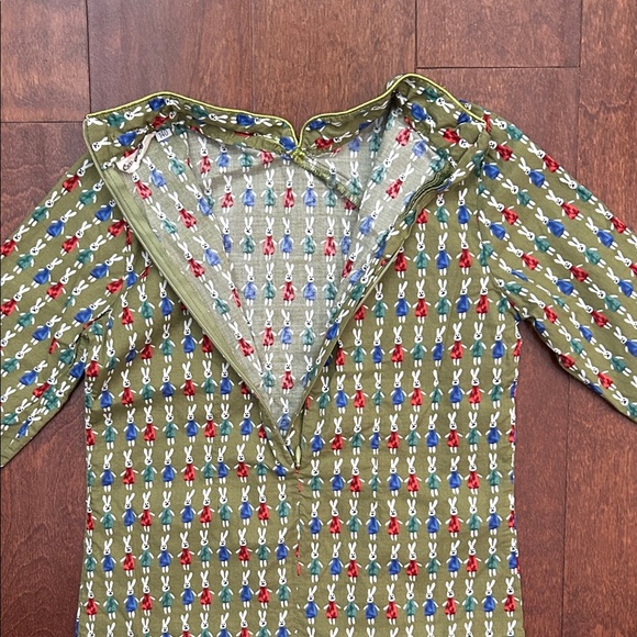 Chou-Chou Chic Girl’s Green Bunny Qipao, Size 7 (Size 140) - Picture 10 of 13